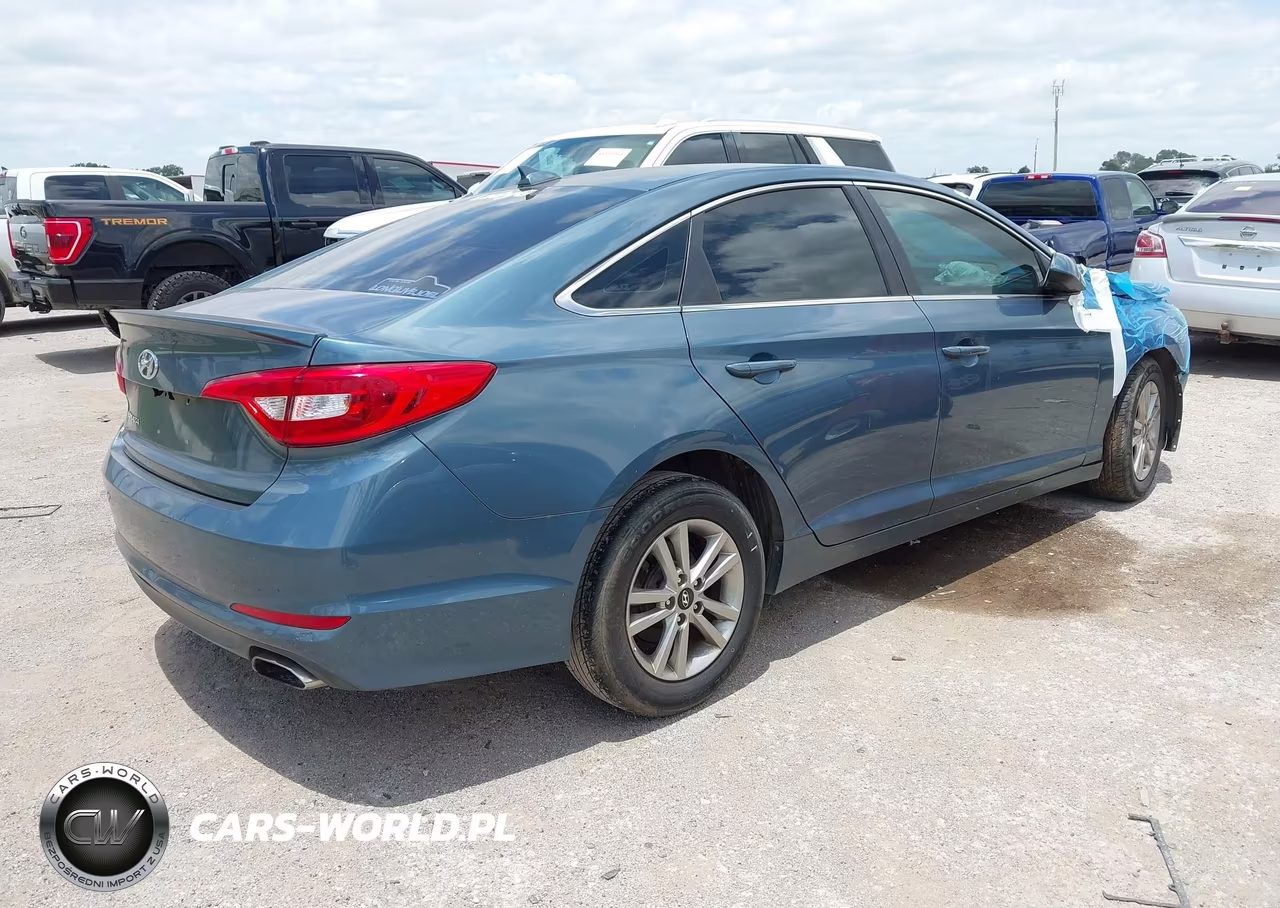 2017 Hyundai Sonata VIN:5NPE24AF5HH444788 - 4