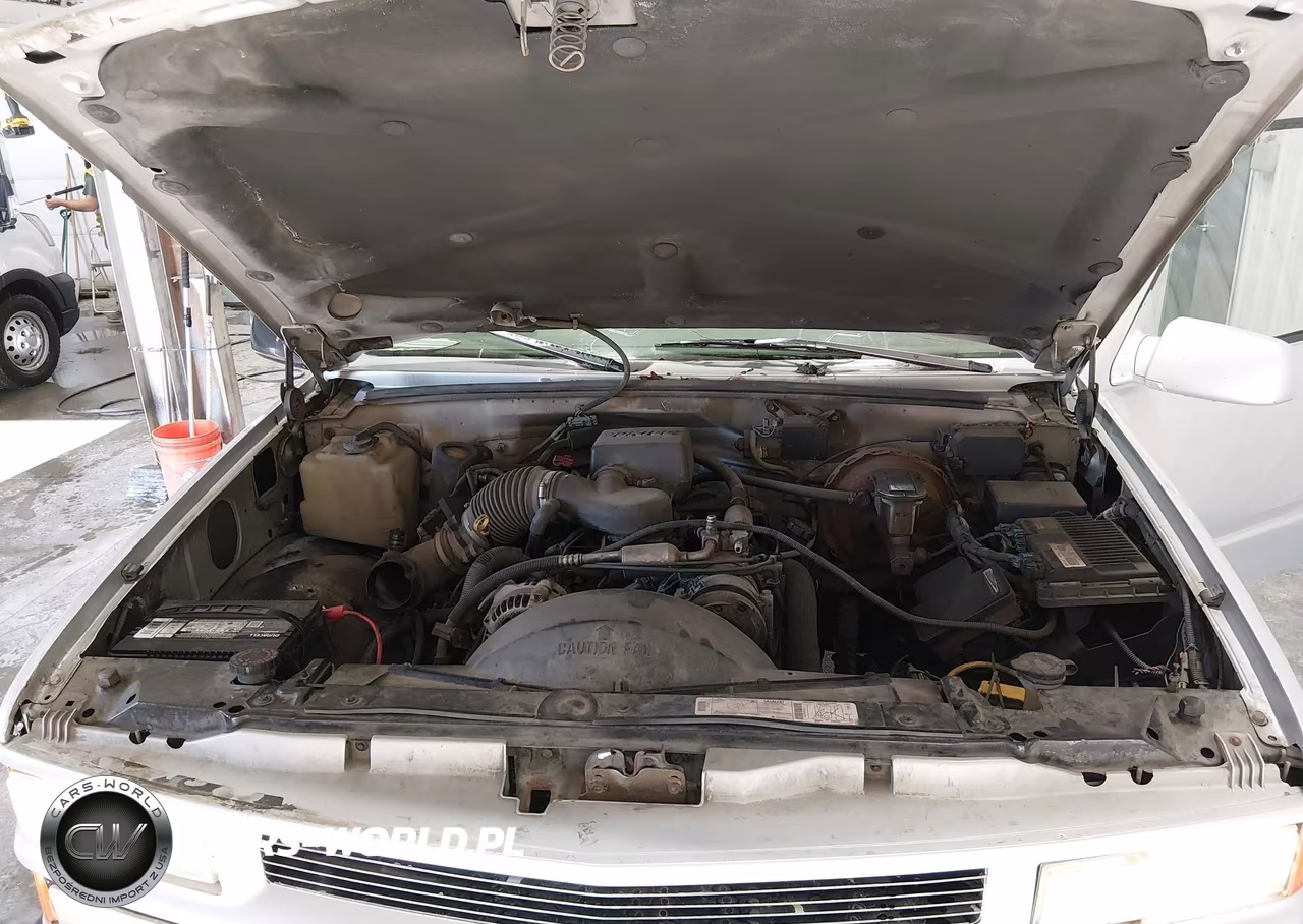 1997 Chevrolet Suburban 1500 VIN:3GNFK16RXVG186348 - 10