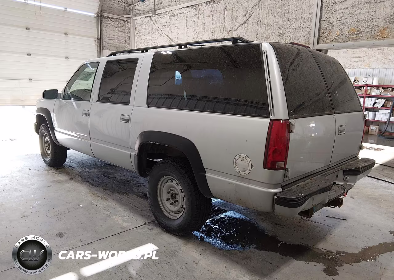 1997 Chevrolet Suburban 1500 VIN:3GNFK16RXVG186348 - 3