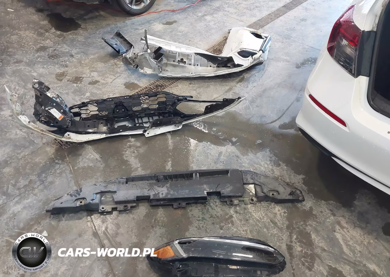 2025 Honda Civic Sport VIN:2HGFE2F58SH501230 - 12
