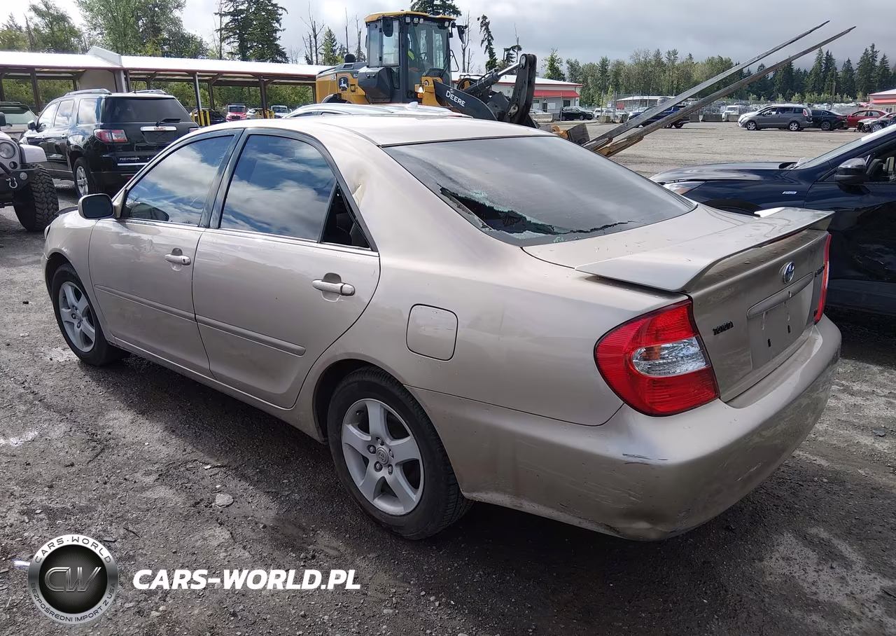 2002 Toyota Camry Se VIN:JTDBF30K620018032 - 3