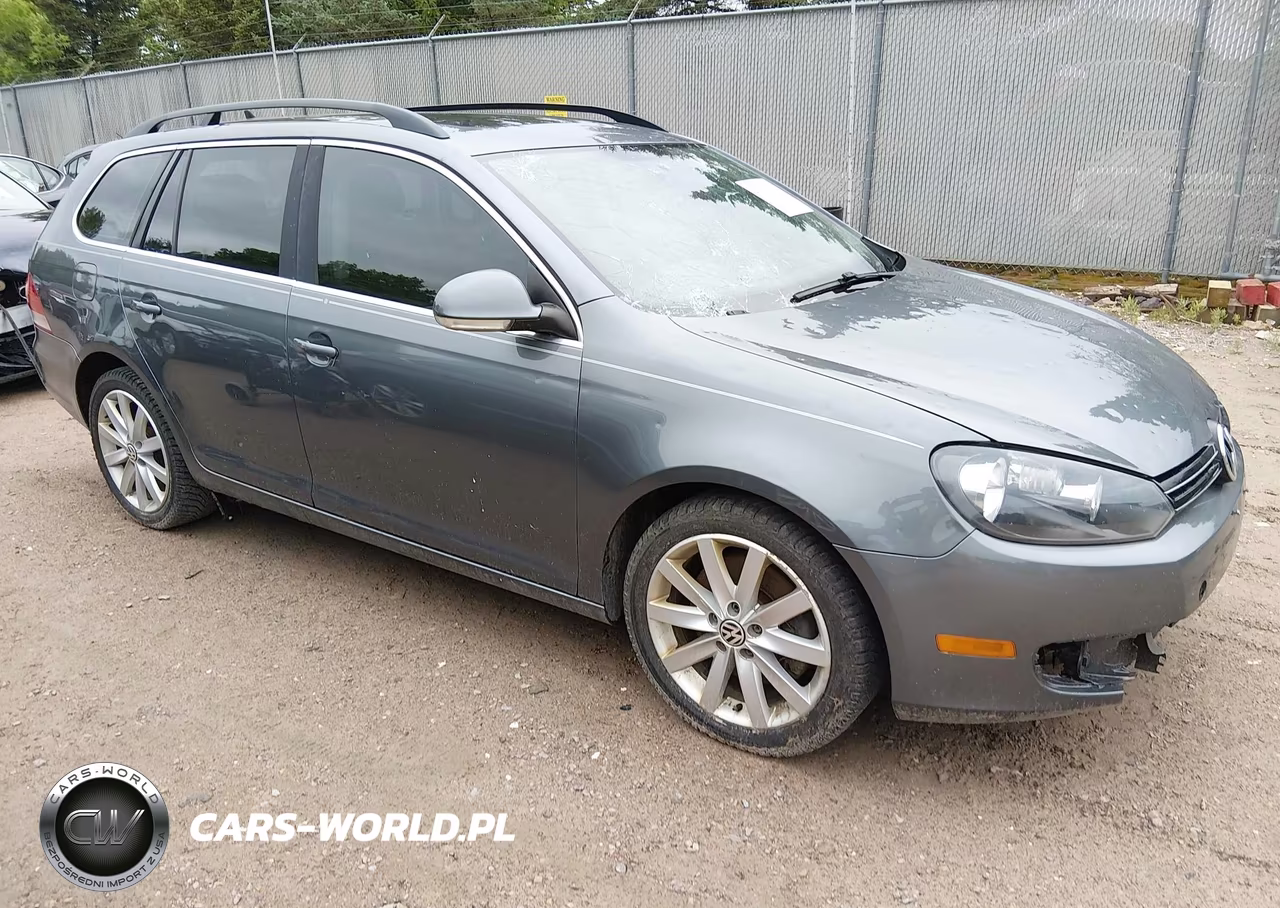 2013 Volkswagen Jetta Sportwagen 2.0L Tdi – zdjęcie 1 z 12