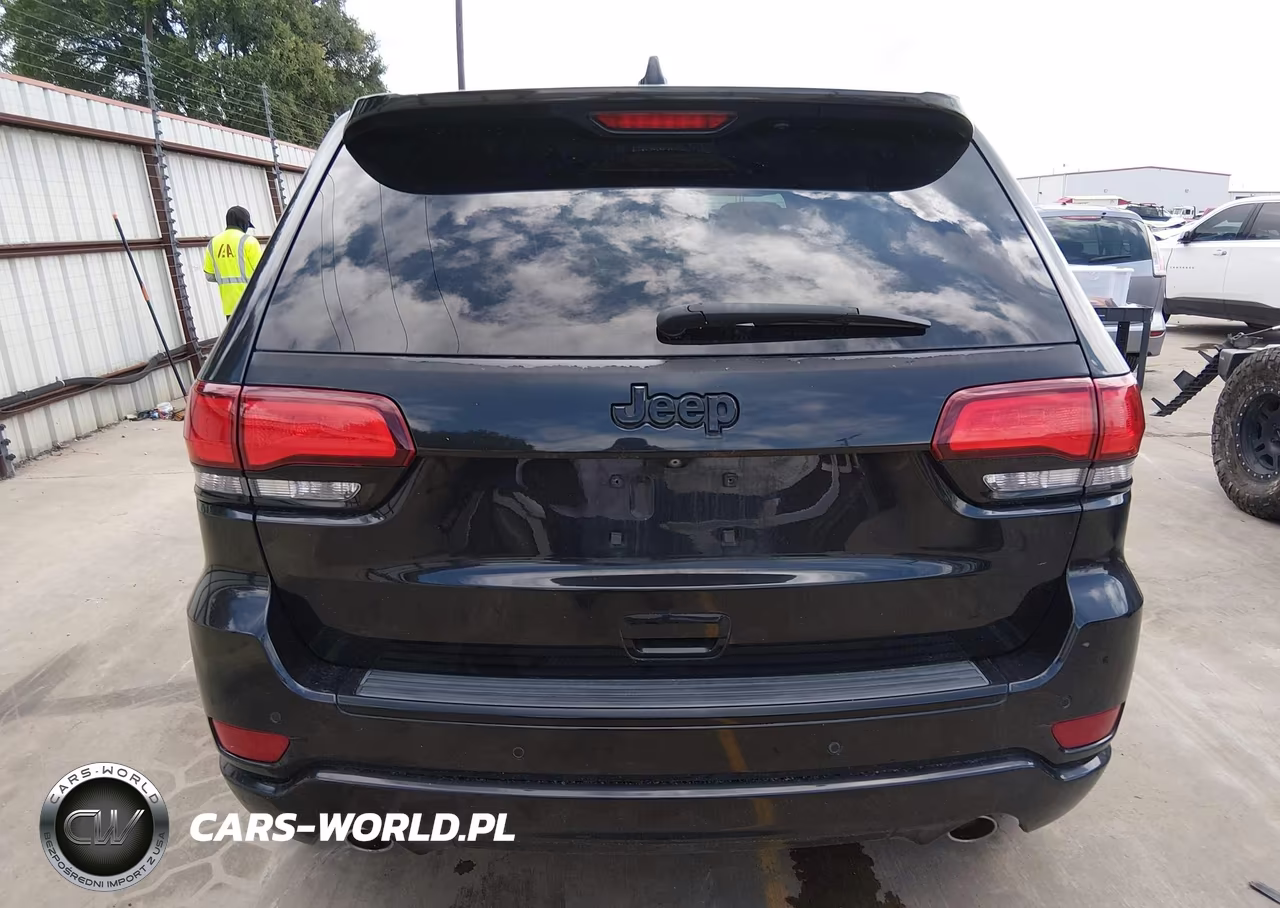 2015 Jeep Grand Cherokee Altitude VIN:1C4RJEAG5FC125709 - 17