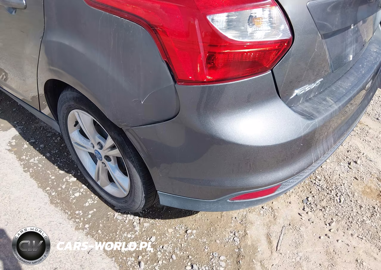 2013 Ford Focus Se VIN:1FADP3K23DL247469 - 6