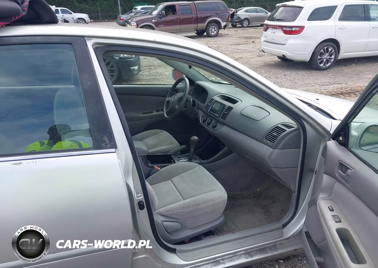 2003 Toyota Camry Le V6 VIN:4T1BF32K23U038782 - 5