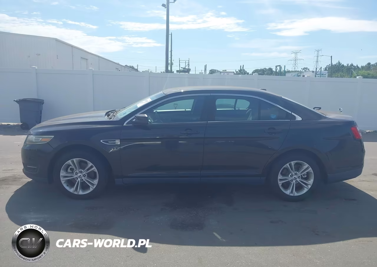 2015 Ford Taurus Sel VIN:1FAHP2E88FG121065 - 14