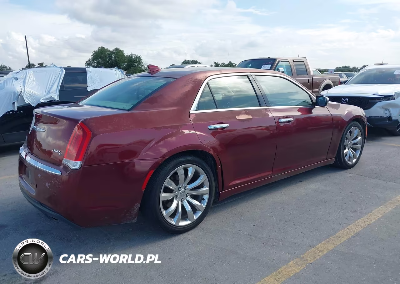 2015 Chrysler 300C VIN:2C3CCAEG1FH842130 - 4