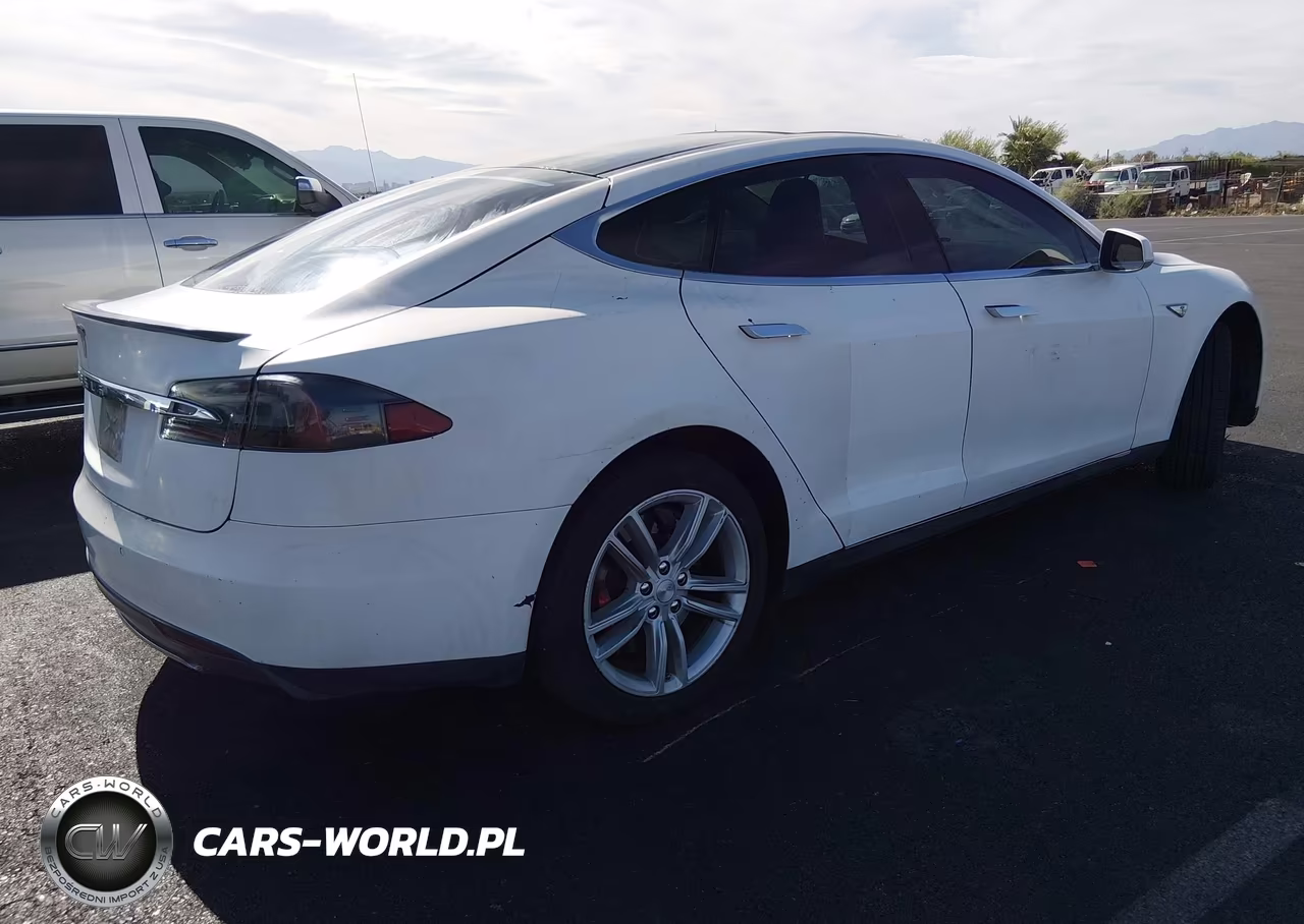 2015 Tesla Model S 70D-85D-P85D VIN:5YJSA1H23FFP77297 - 4