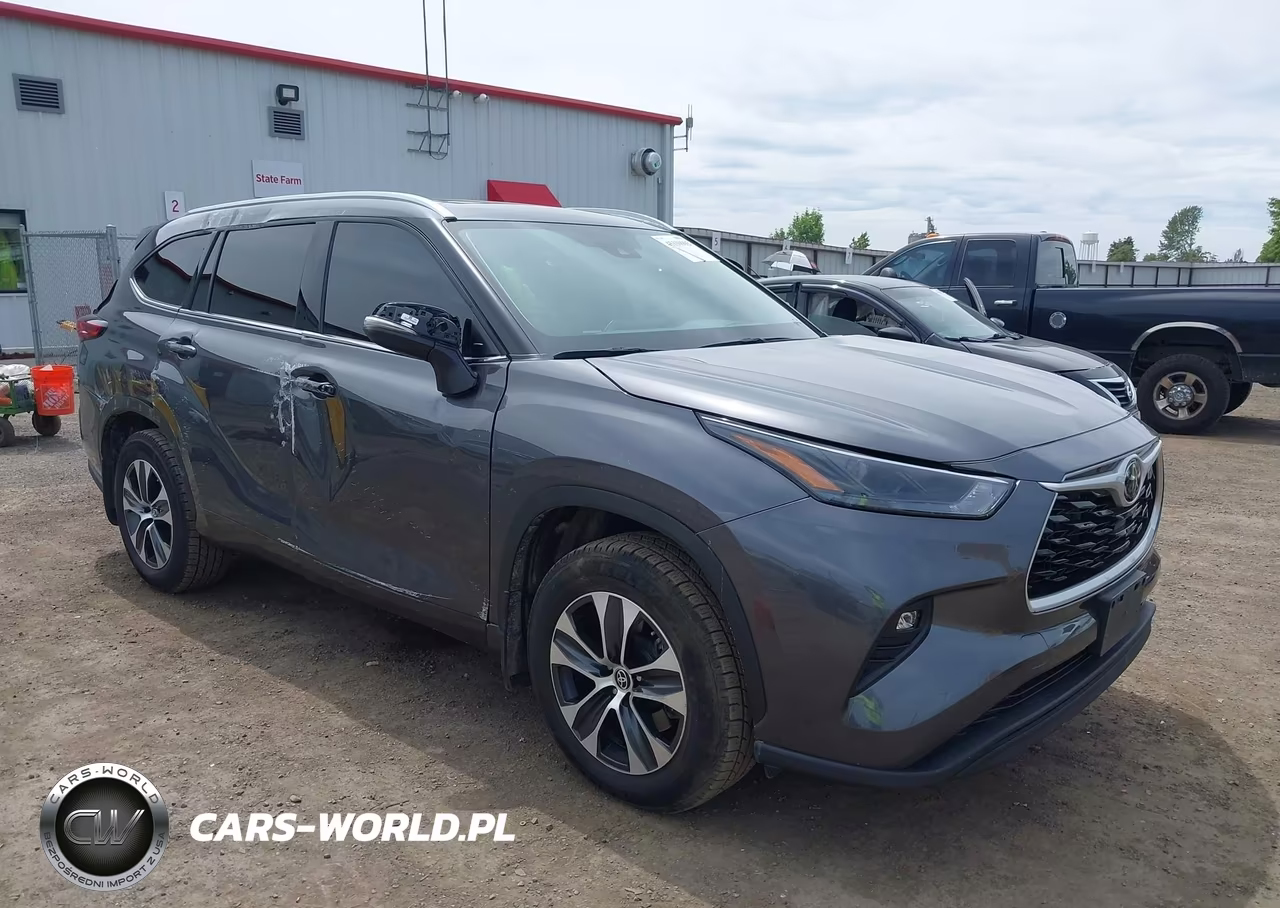 2022 Toyota Highlander Xle – zdjęcie 1 z 18