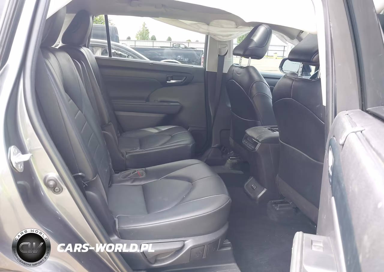 2022 Toyota Highlander Xle VIN:5TDGZRBH3NS588007 - 8