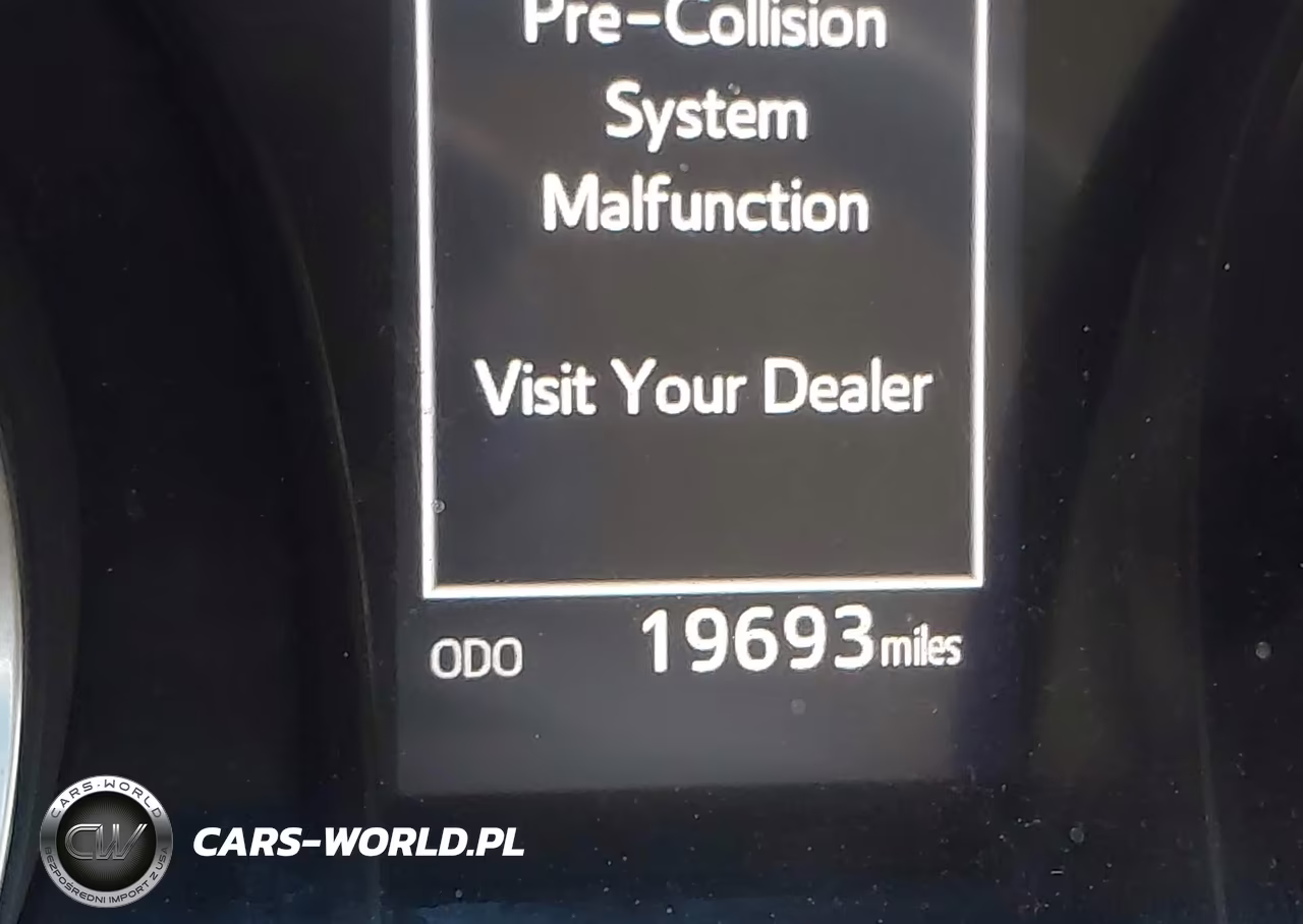 2018 Toyota Camry Le VIN:4T1B11HK3JU542023 - 15