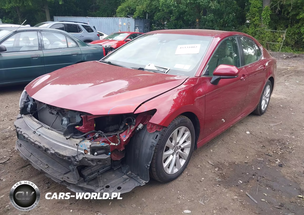 2018 Toyota Camry Le VIN:4T1B11HK3JU542023 - 2