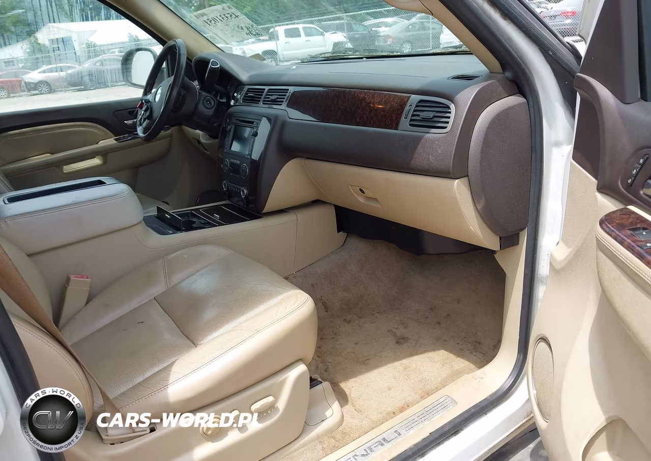 2010 GMC Yukon Denali VIN:1GKUKEEF9AR290861 - 5