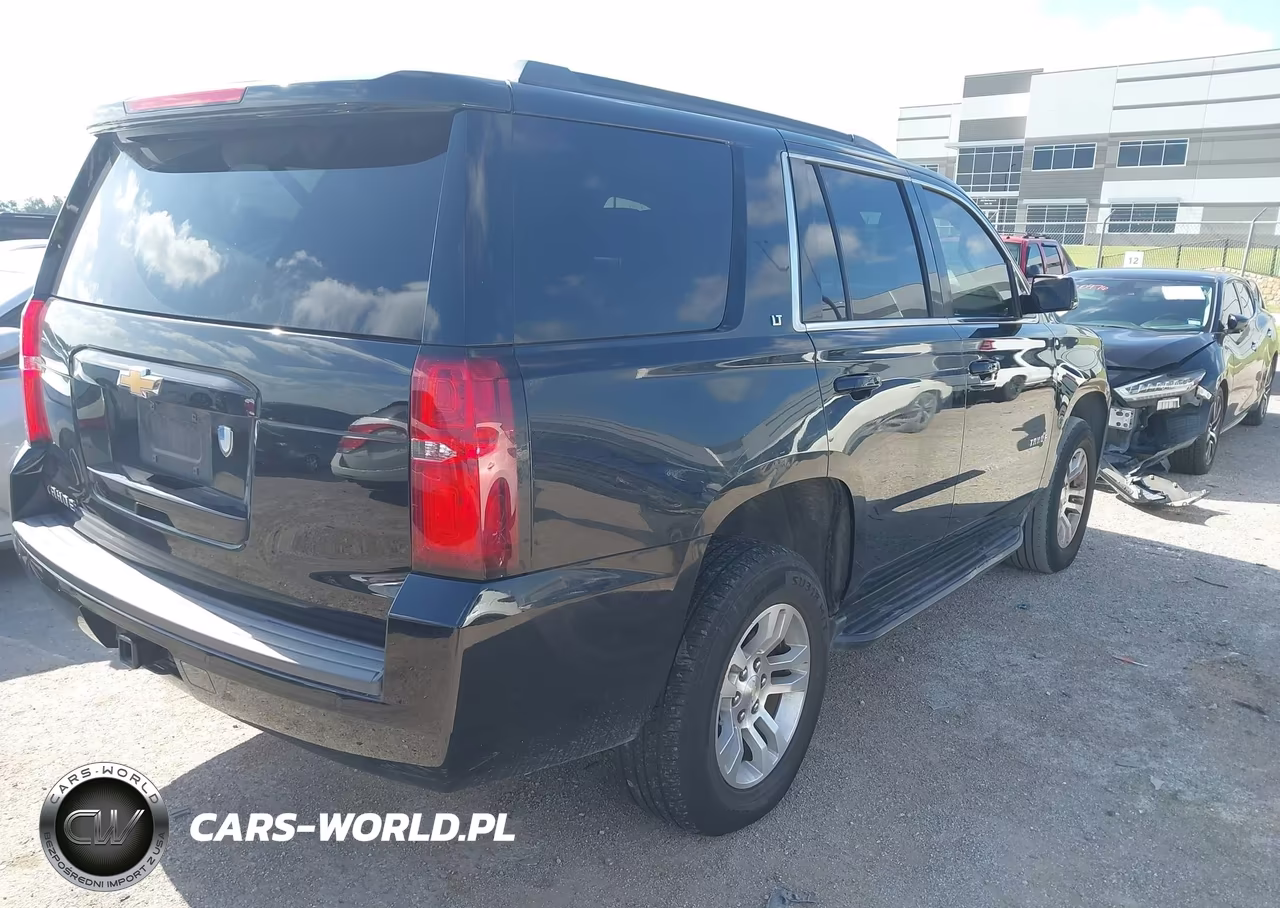 2019 Chevrolet Tahoe Lt VIN:1GNSCBKC6KR142040 - 4