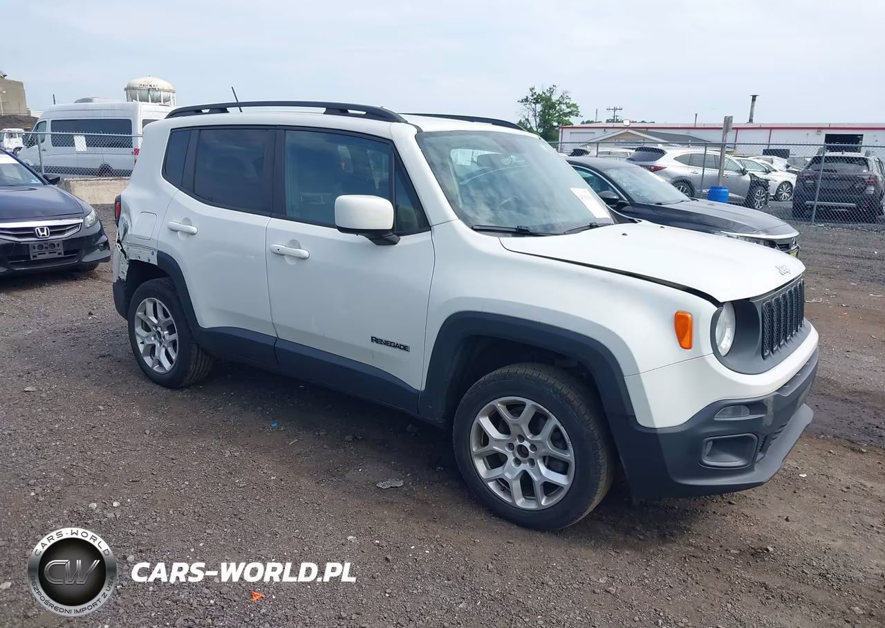 2015 Jeep Renegade Latitude – zdjęcie 1 z 16