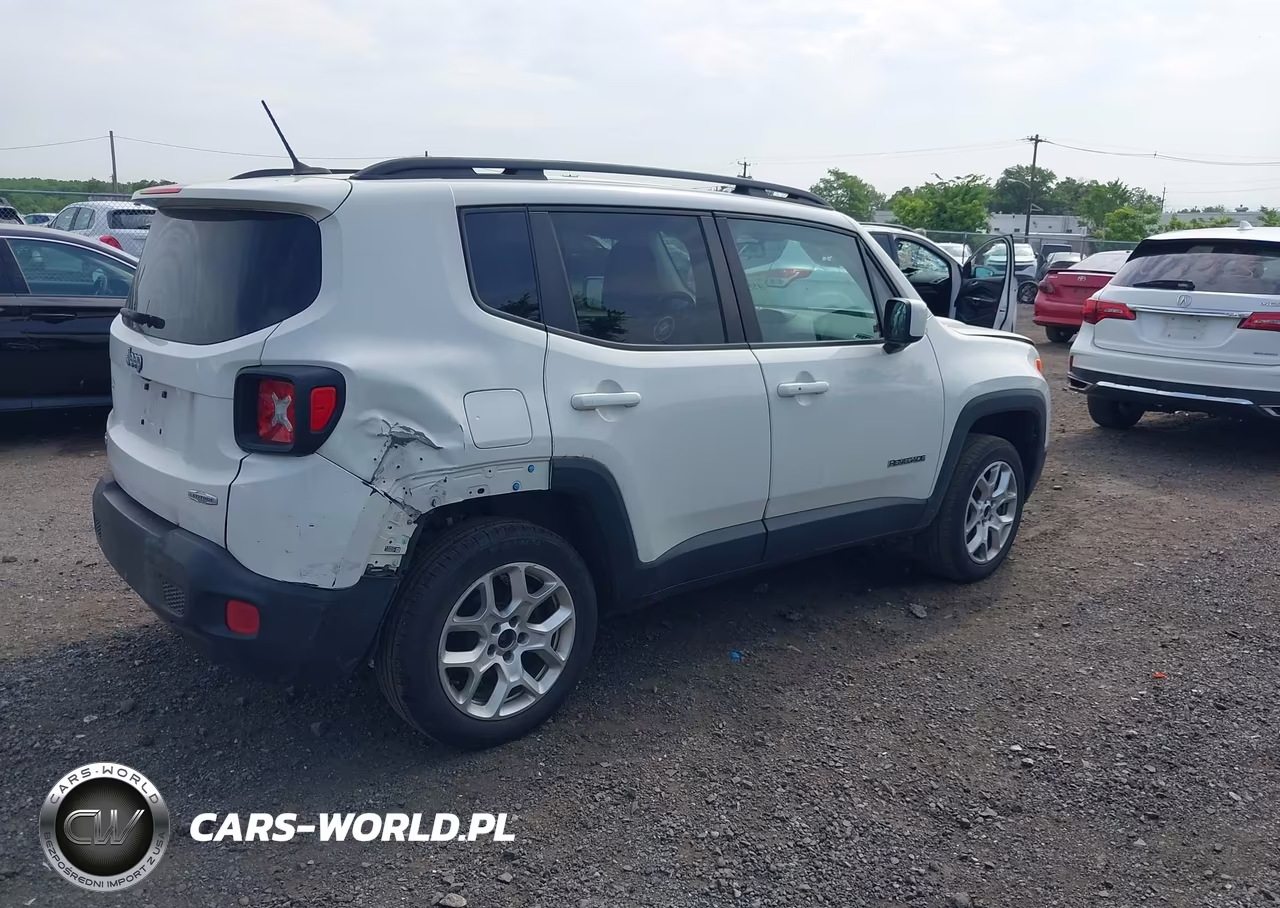 2015 Jeep Renegade Latitude VIN:ZACCJBBT0FPB64841 - 4