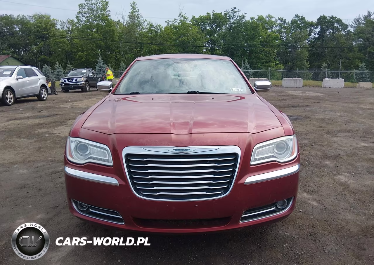 2014 Chrysler 300 VIN:2C3CCARG1EH151060 - 12