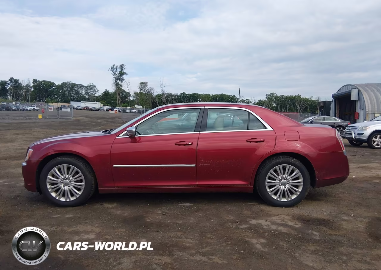 2014 Chrysler 300 VIN:2C3CCARG1EH151060 - 14