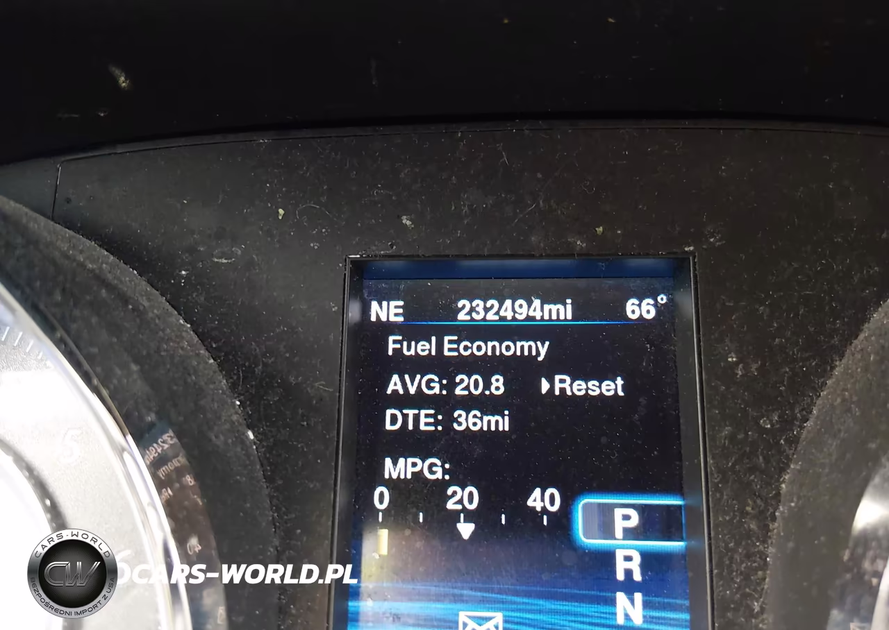 2014 Chrysler 300 VIN:2C3CCARG1EH151060 - 15