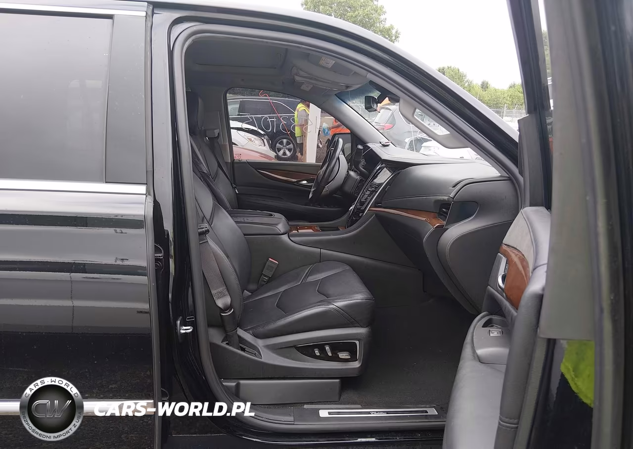 2017 Cadillac Escalade Luxury VIN:1GYS4BKJ3HR362517 - 5