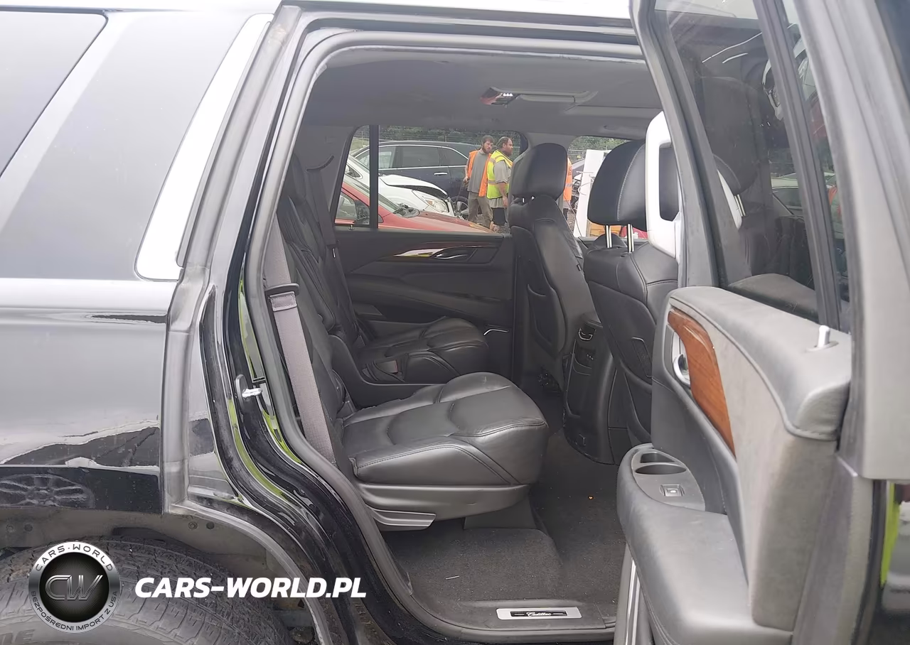 2017 Cadillac Escalade Luxury VIN:1GYS4BKJ3HR362517 - 8