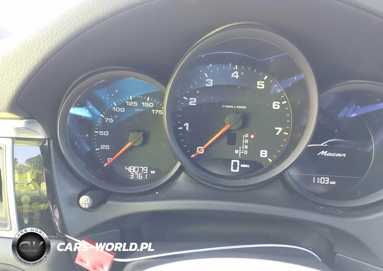 2018 Porsche Macan Sport Edition VIN:WP1AA2A54JLB16582 - 7