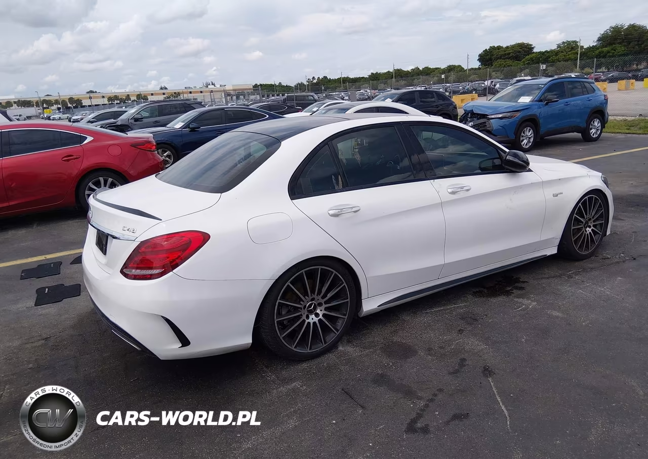 2016 Mercedes-Benz C 450 Amg 4Matic VIN:55SWF6EB5GU109909 - 4