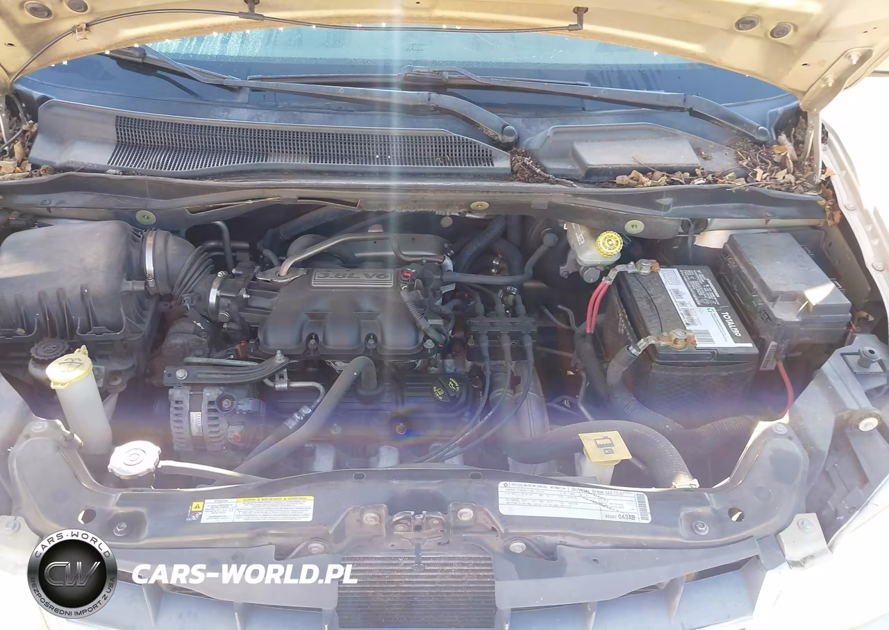 2010 Chrysler Town & Country Touring VIN:2A4RR5D18AR305728 - 10
