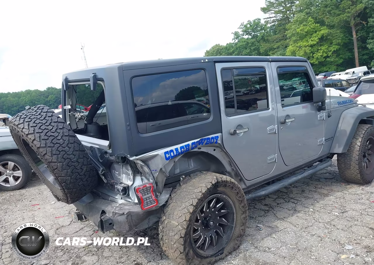 2016 Jeep Wrangler Unlimited Rubicon VIN:1C4BJWFG2GL231925 - 6