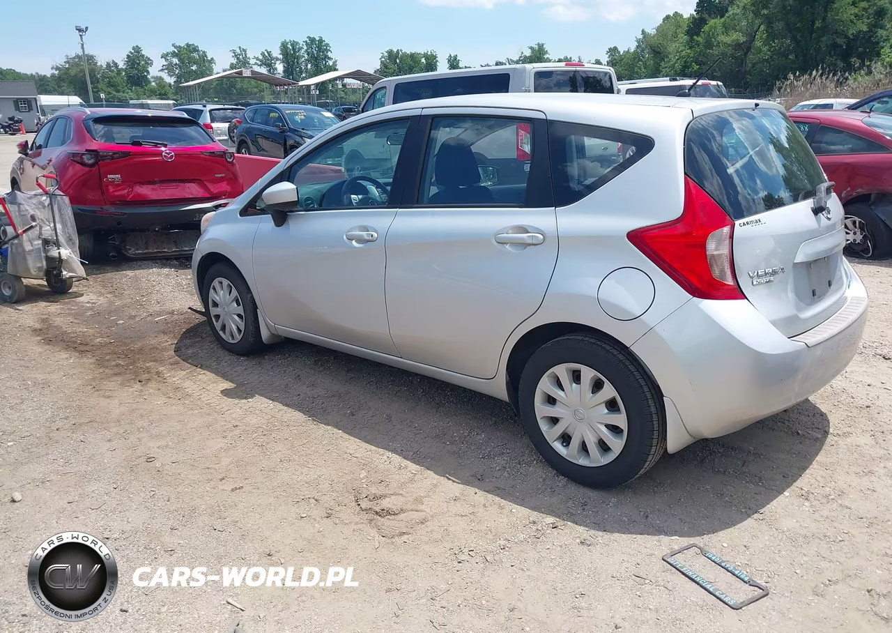 2015 Nissan Versa Note Sv VIN:3N1CE2CP5FL390434 - 3