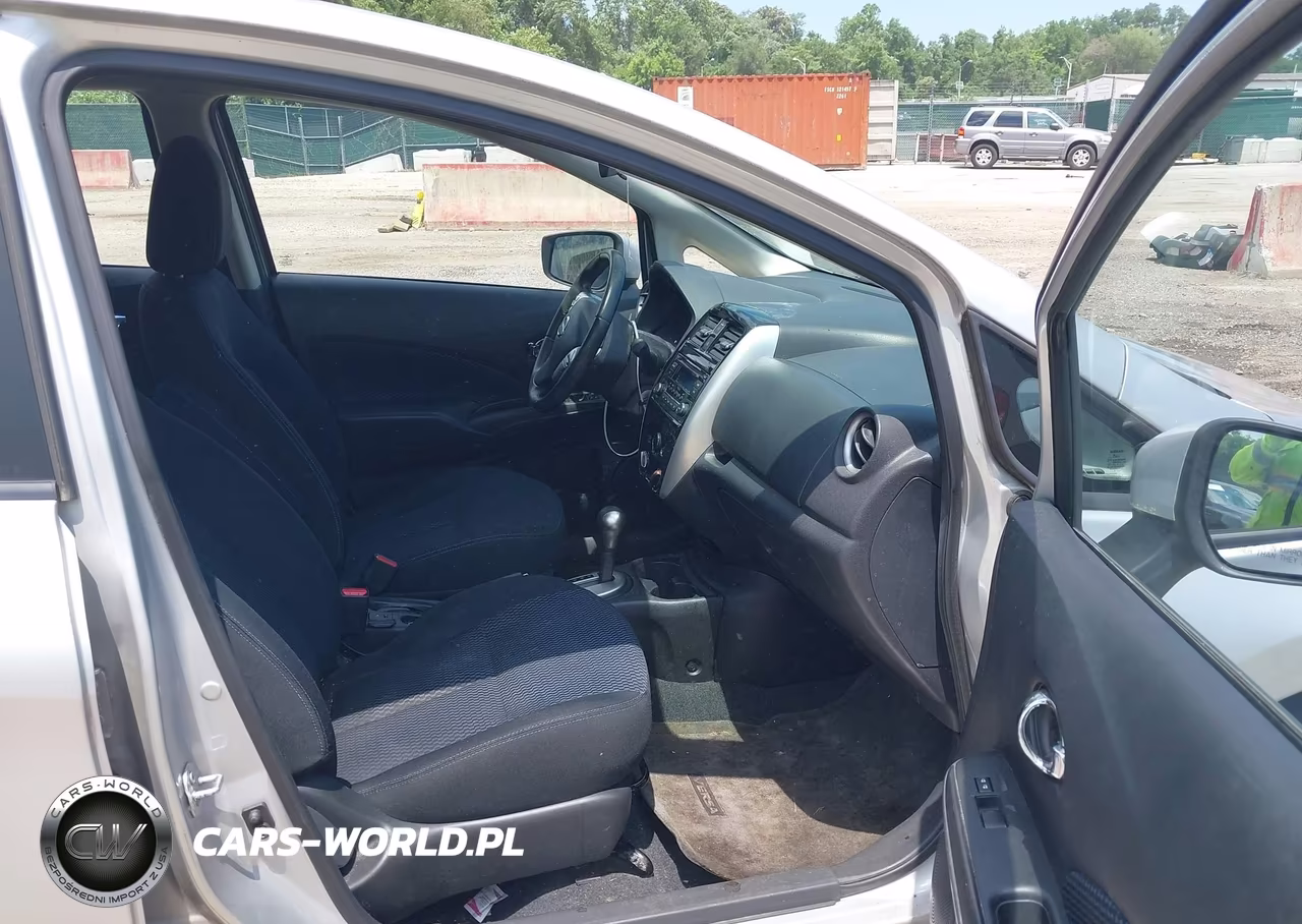 2015 Nissan Versa Note Sv VIN:3N1CE2CP5FL390434 - 5