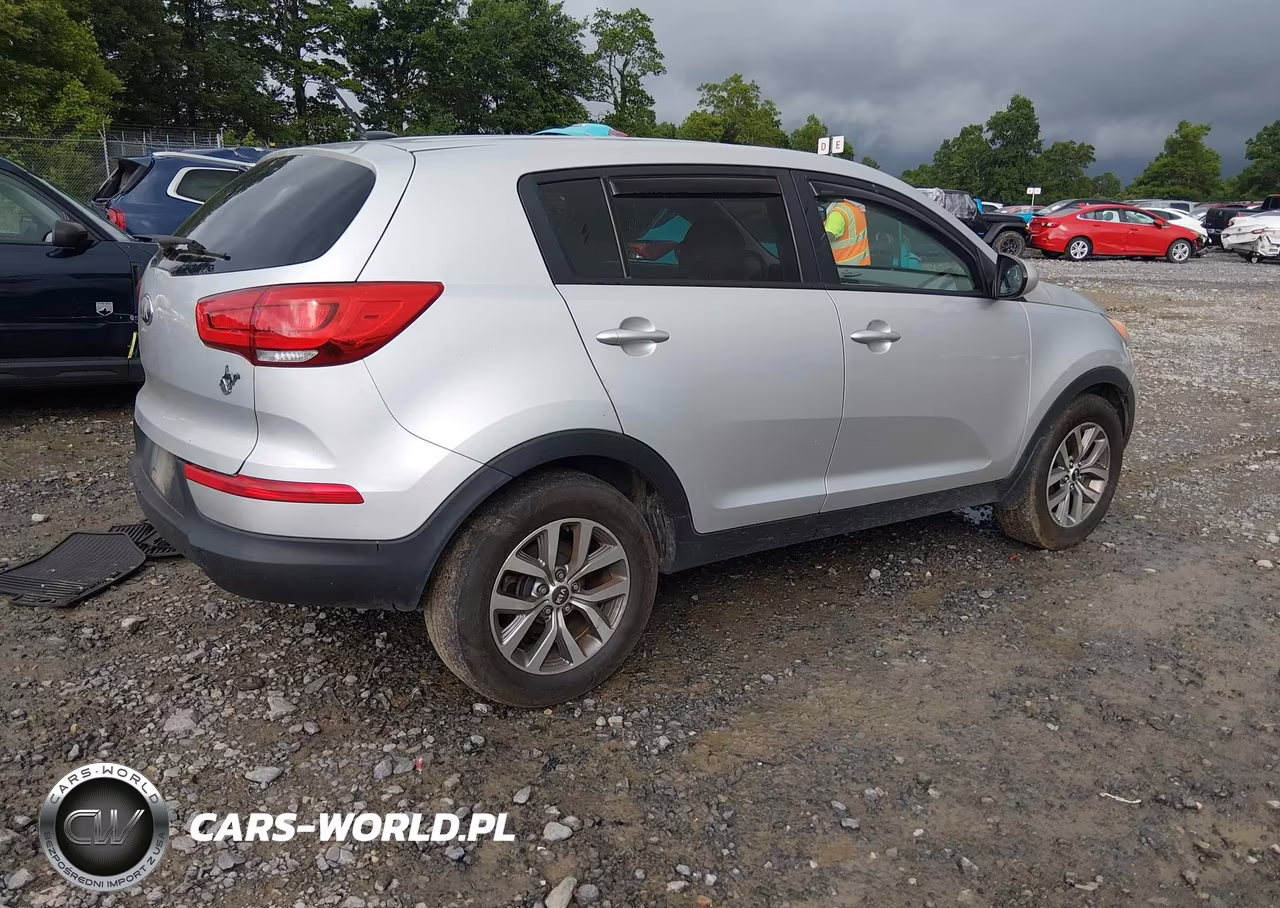 2014 Kia Sportage Lx VIN:KNDPBCAC5E7631098 - 4
