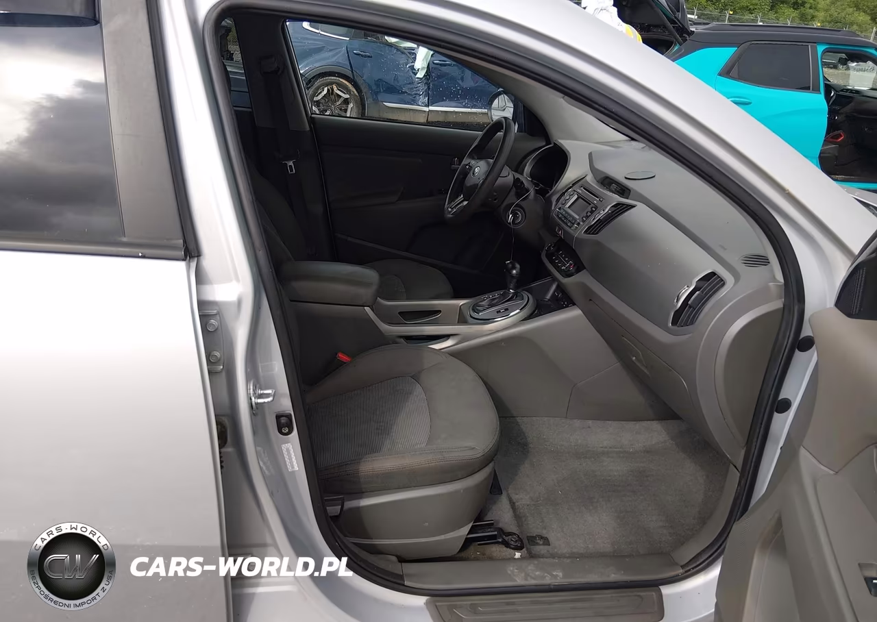 2014 Kia Sportage Lx VIN:KNDPBCAC5E7631098 - 5