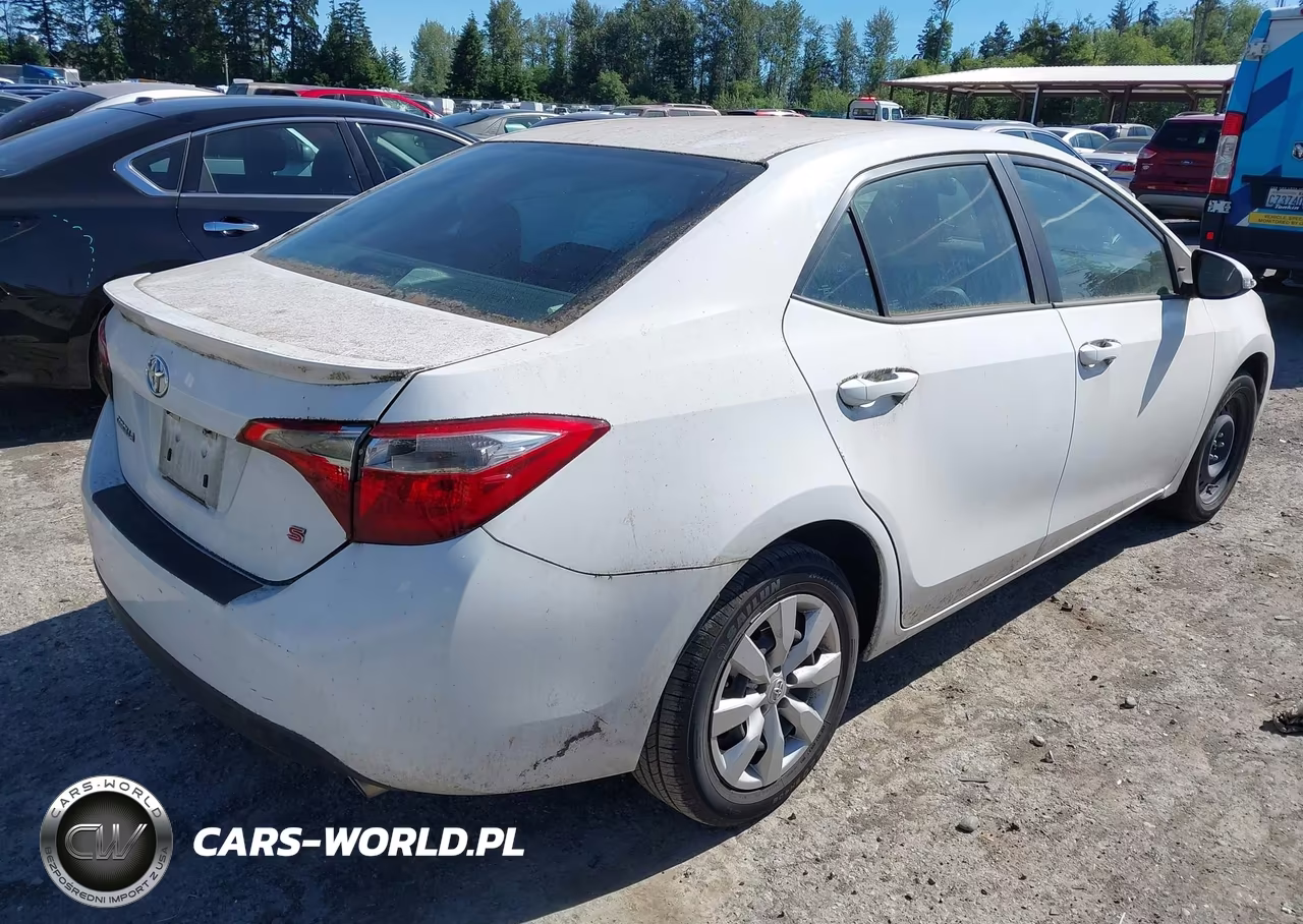 2015 Toyota Corolla S VIN:5YFBURHEXFP298198 - 4