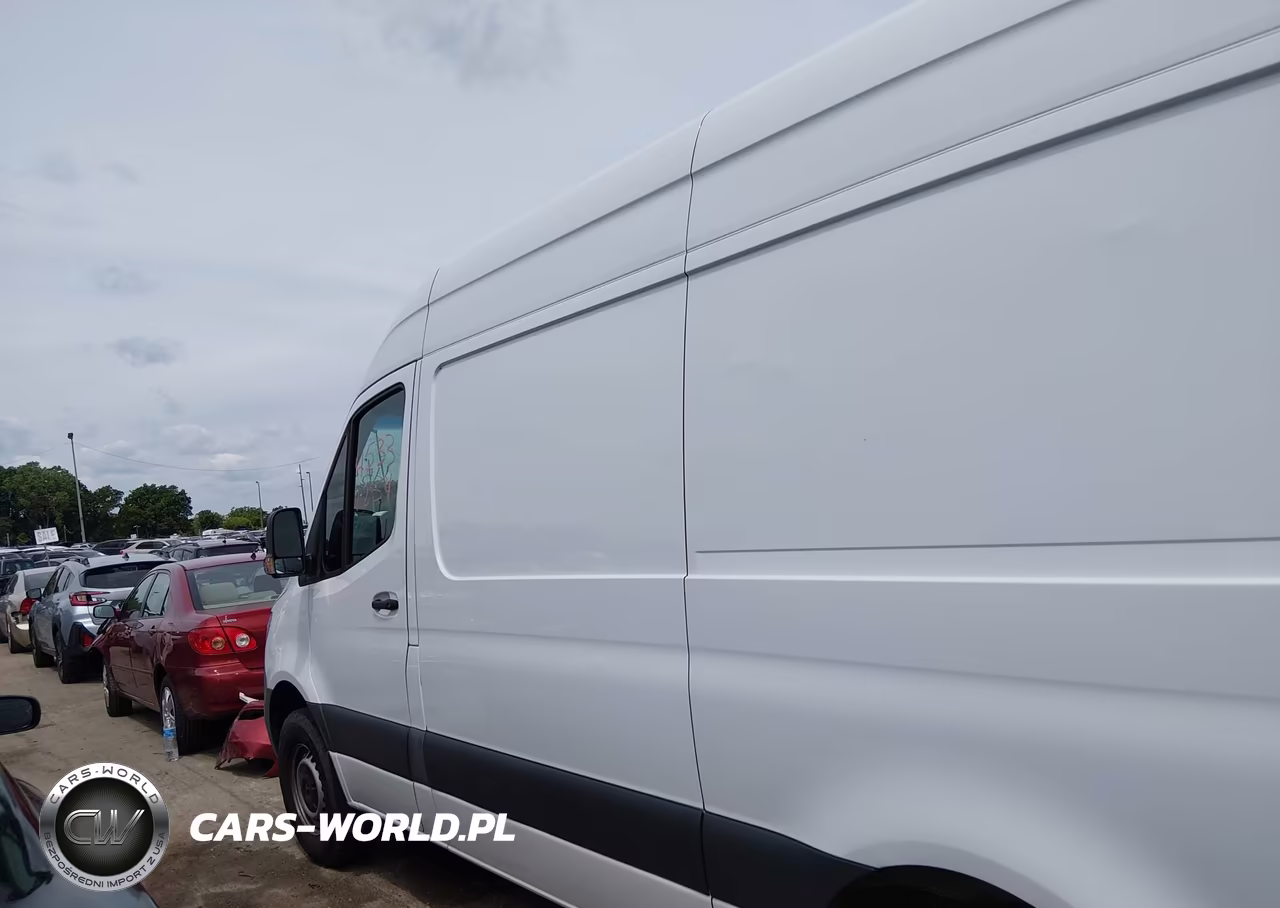 2020 Mercedes-Benz Sprinter 2500 Standard Roof V6 VIN:W1W4EBHY0LT038456 - 14