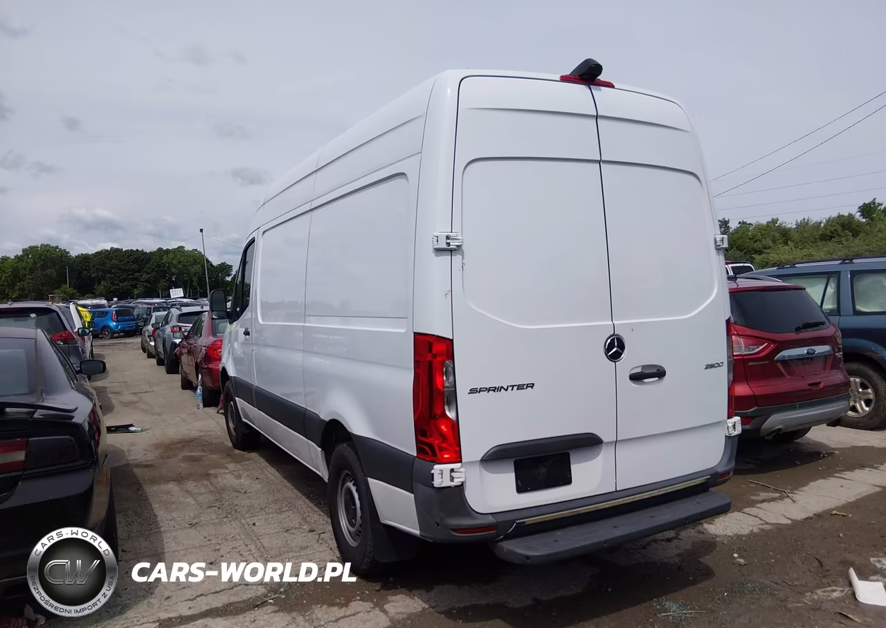 2020 Mercedes-Benz Sprinter 2500 Standard Roof V6 VIN:W1W4EBHY0LT038456 - 3