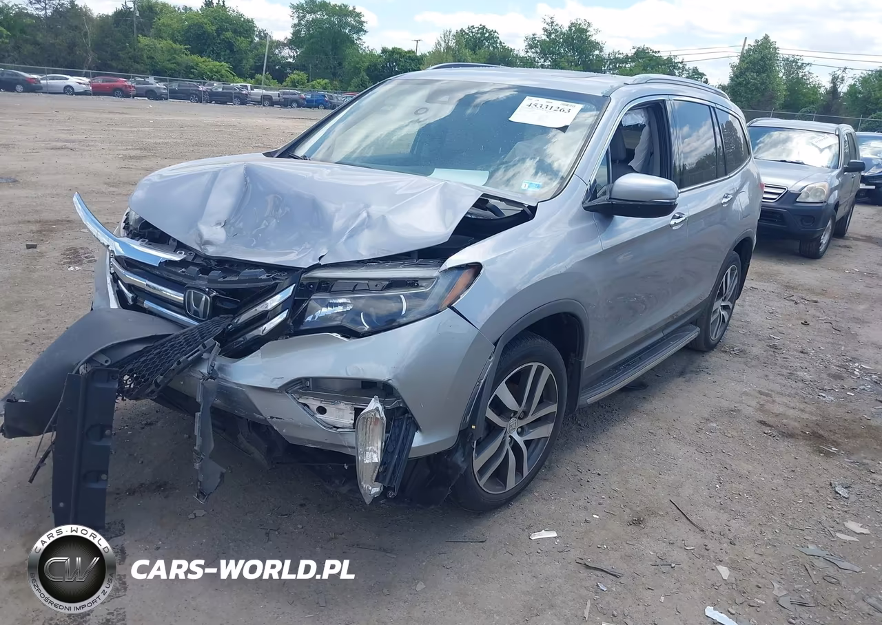 2018 Honda Pilot Touring VIN:5FNYF6H98JB005649 - 2