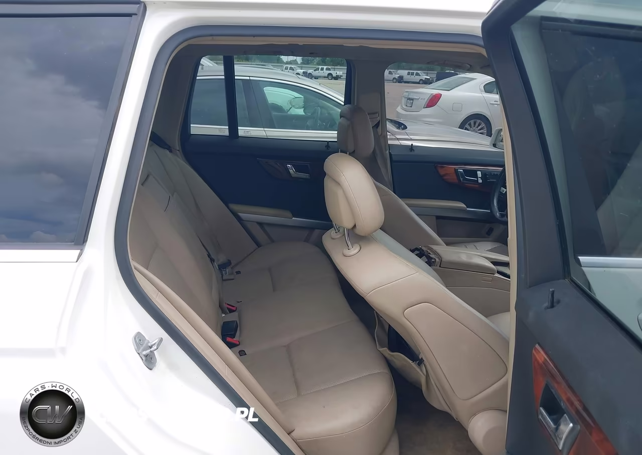 2010 Mercedes-Benz Glk 350 VIN:WDCGG5GB4AF422327 - 8