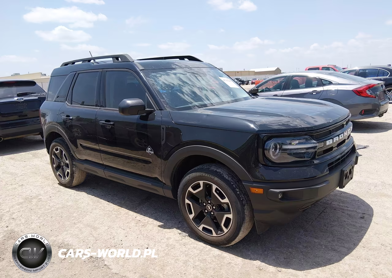 2023 Ford Bronco Sport Outer Banks – zdjęcie 1 z 16