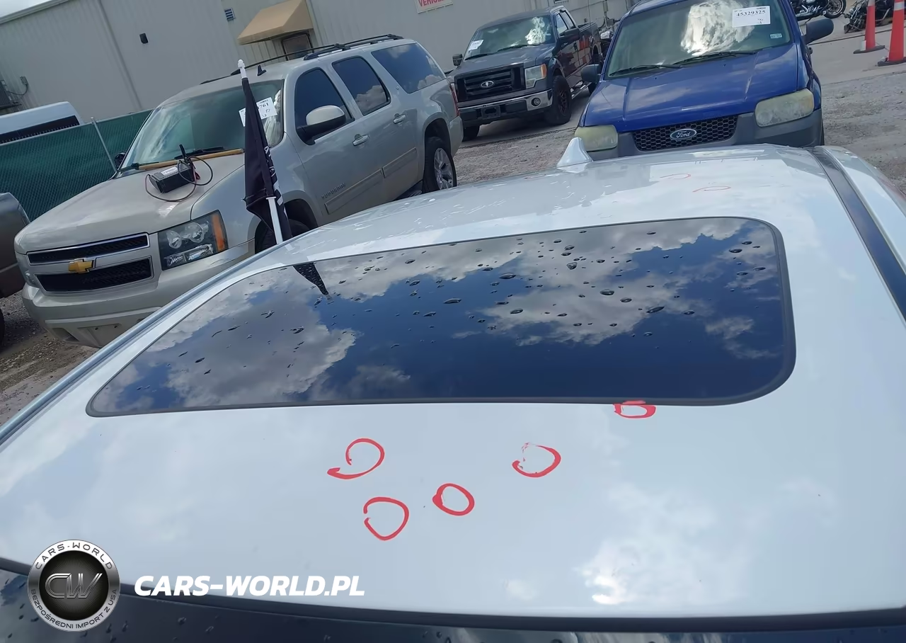 2020 Honda Insight Touring VIN:19XZE4F92LE008070 - 18