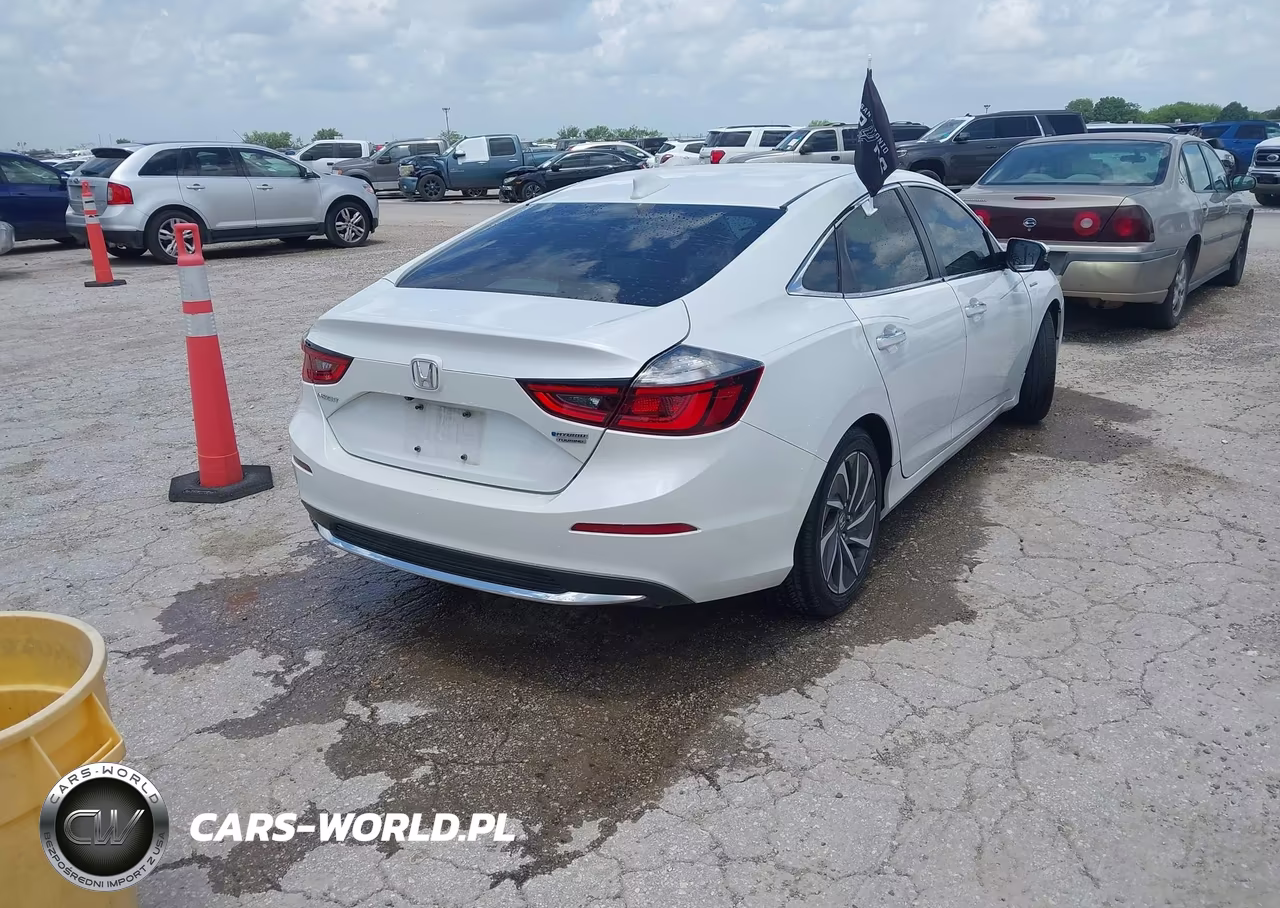2020 Honda Insight Touring VIN:19XZE4F92LE008070 - 4