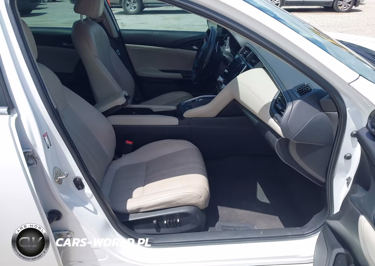 2020 Honda Insight Touring VIN:19XZE4F92LE008070 - 5