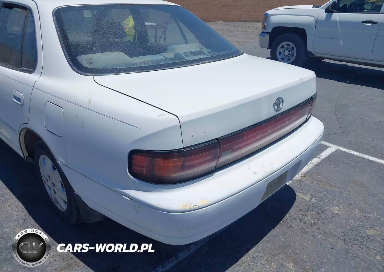 1992 Toyota Camry Le VIN:JT2SK12E6N0054713 - 15