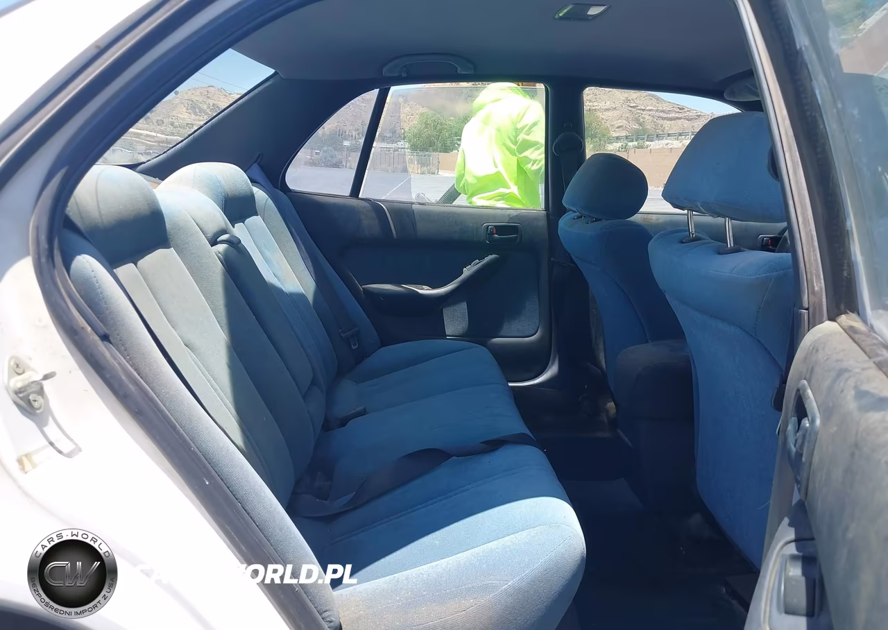 1992 Toyota Camry Le VIN:JT2SK12E6N0054713 - 8