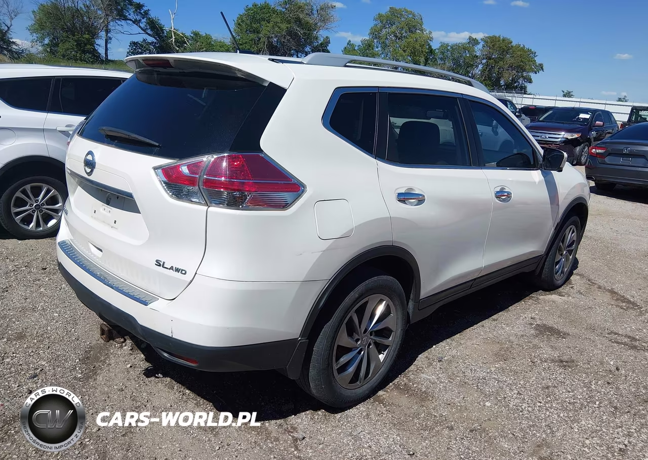2015 Nissan Rogue Sl VIN:5N1AT2MV0FC825780 - 4