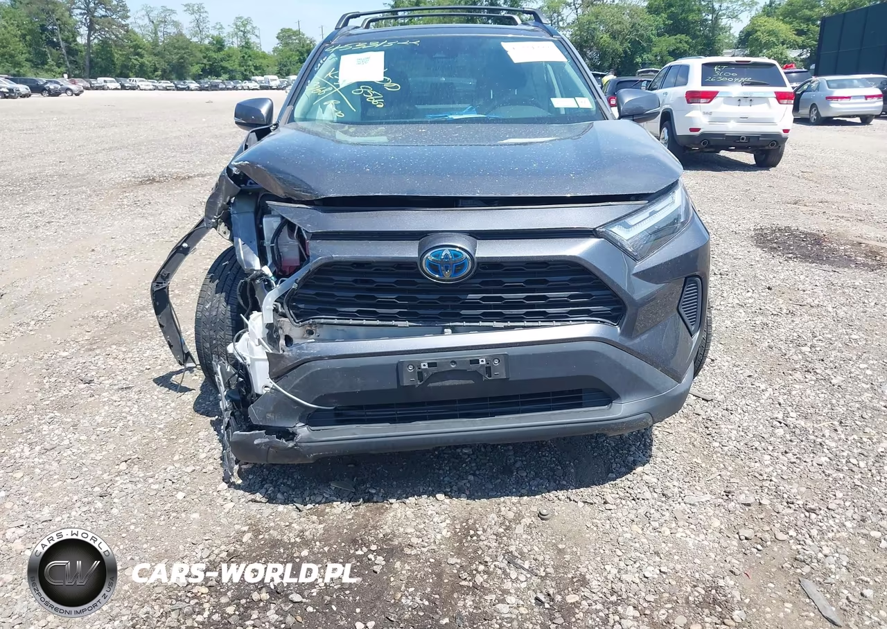 2022 Toyota Rav4 Hybrid Xle VIN:4T3RWRFV6NU060882 - 12