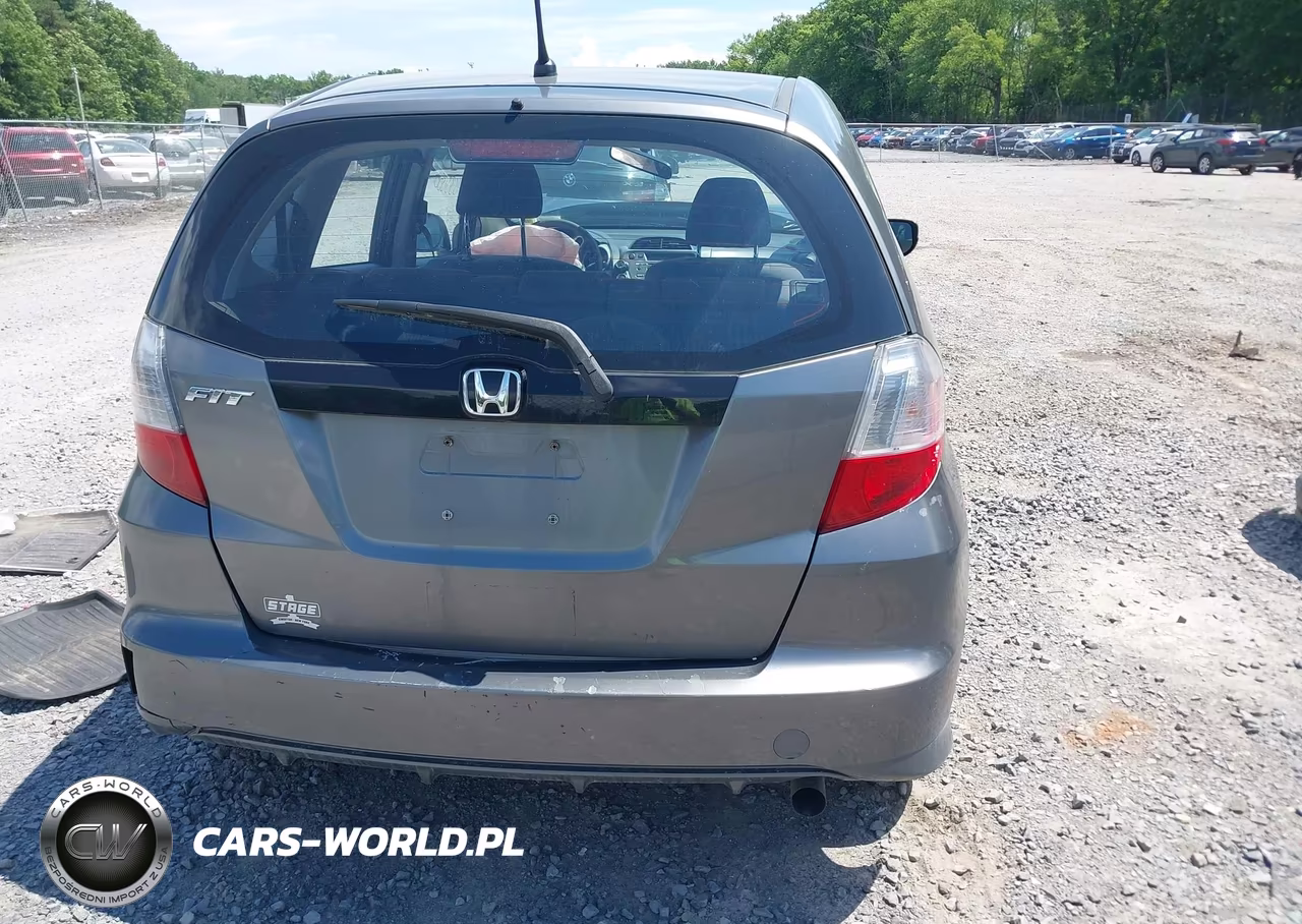 2013 Honda Fit VIN:JHMGE8H38DC081958 - 16