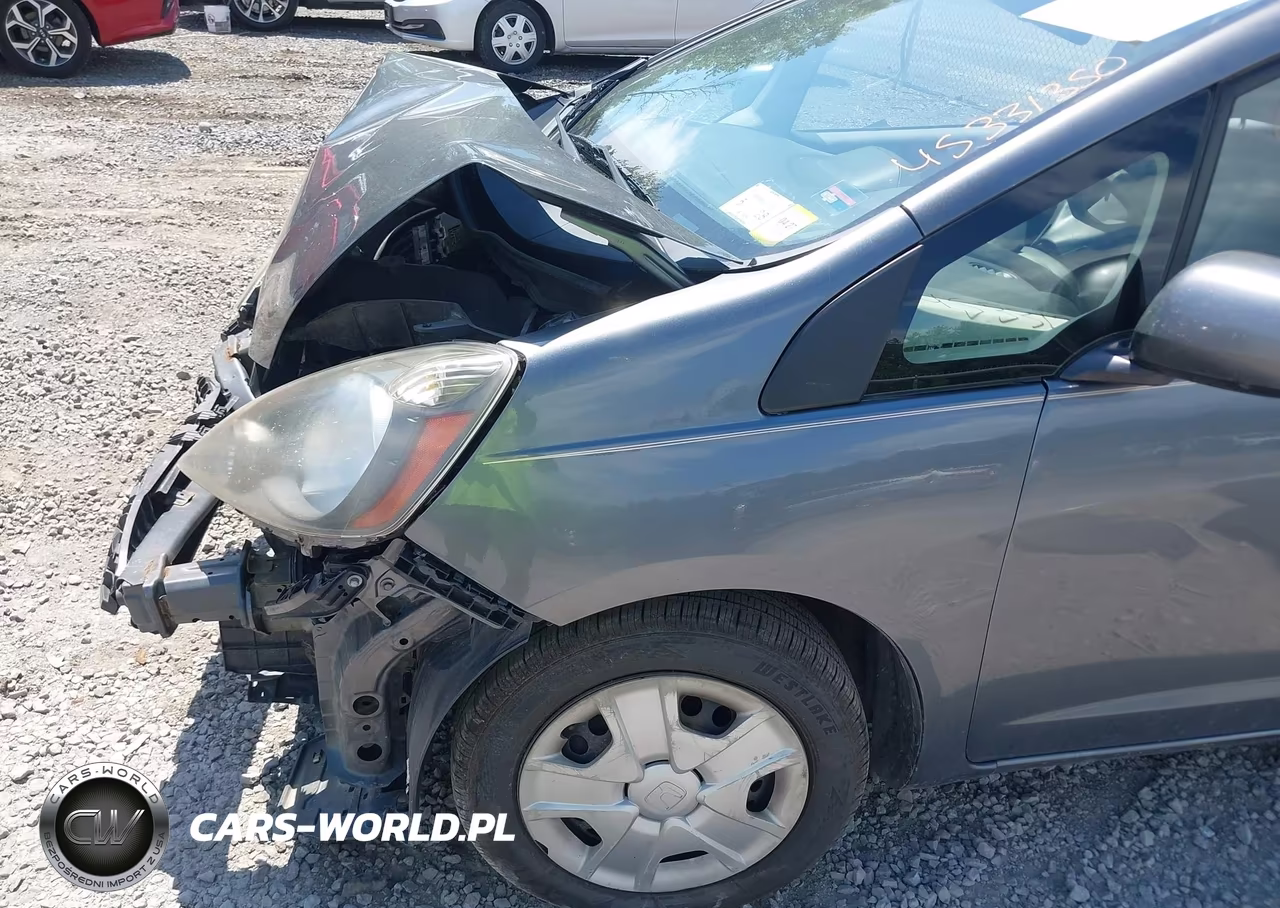 2013 Honda Fit VIN:JHMGE8H38DC081958 - 6