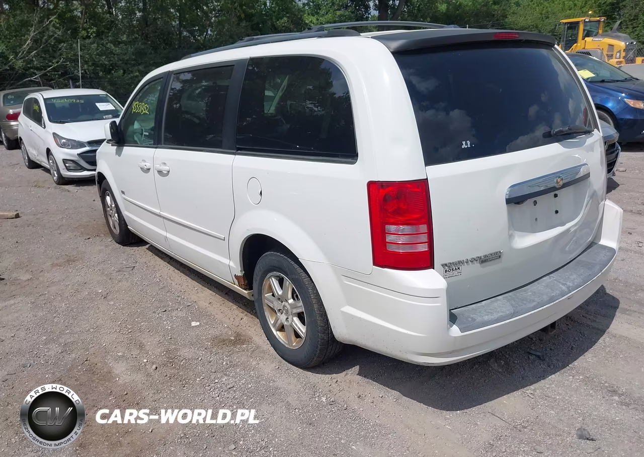2008 Chrysler Town & Country Touring VIN:2A8HR54P58R824132 - 3