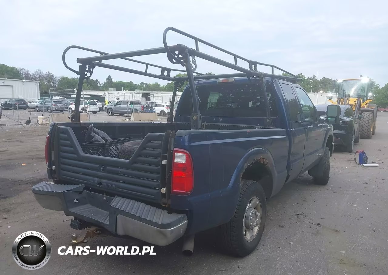 2011 Ford Super Duty F-250 Srw Xlt VIN:1FT7X2B63BEA03679 - 4